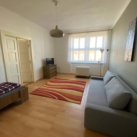 Apartman Na Namesti Sobeslav Ngoại thất bức ảnh